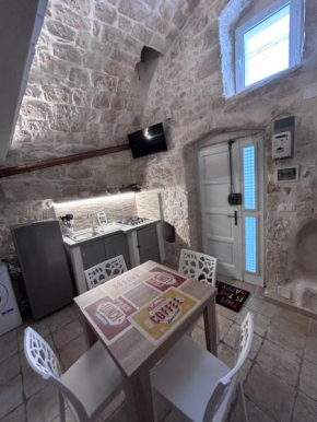 LA 13 guest house